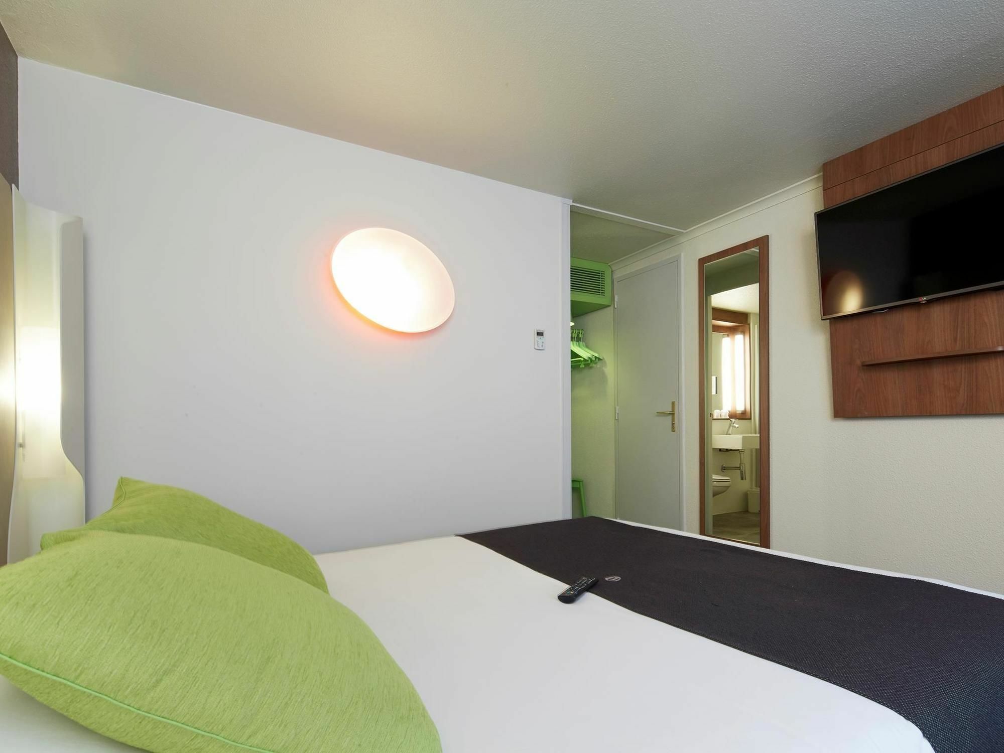 Campanile Tours Sud - Chambray-Les-Tours Hotell Eksteriør bilde