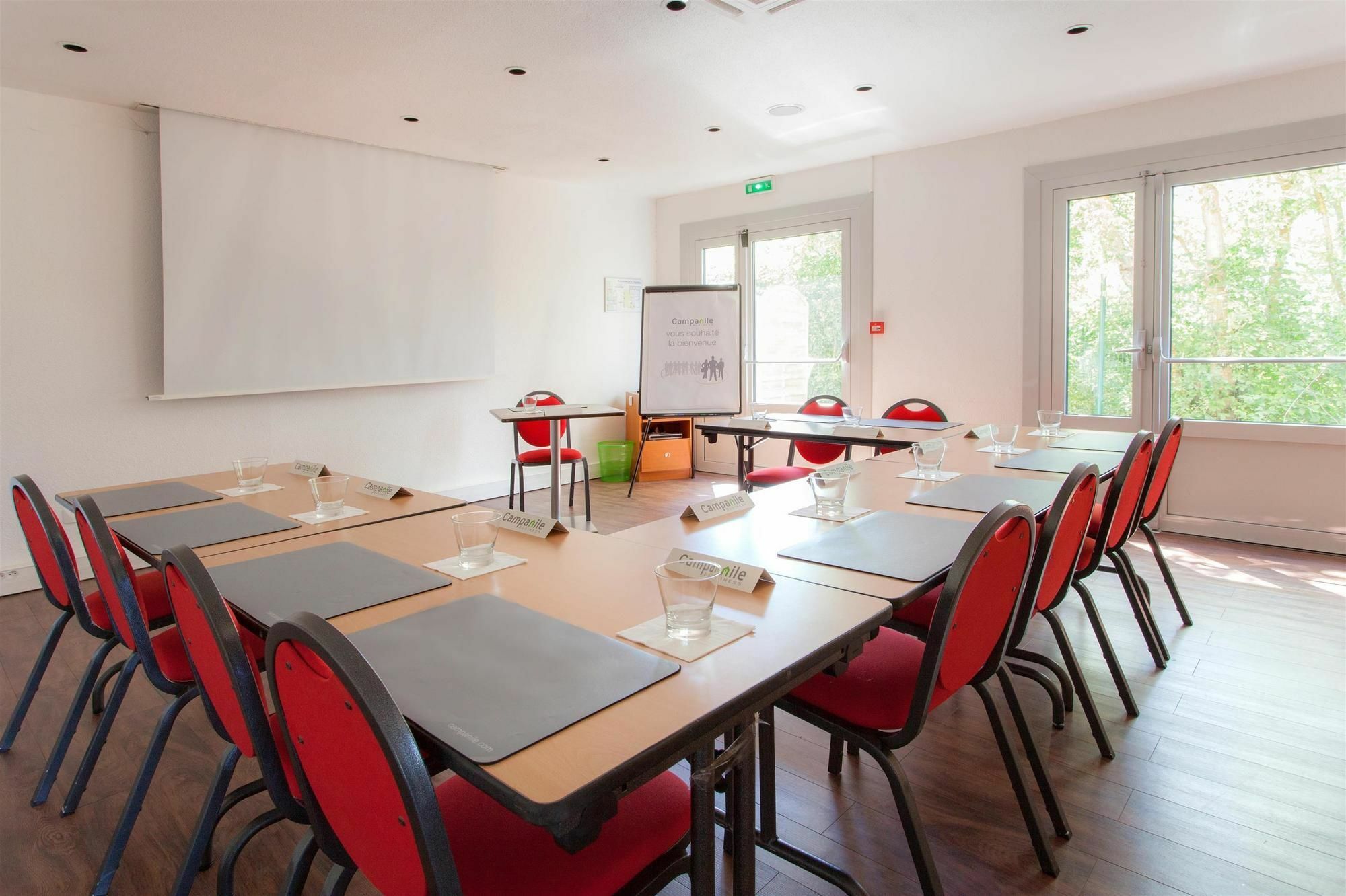 Campanile Tours Sud - Chambray-Les-Tours Hotell Eksteriør bilde