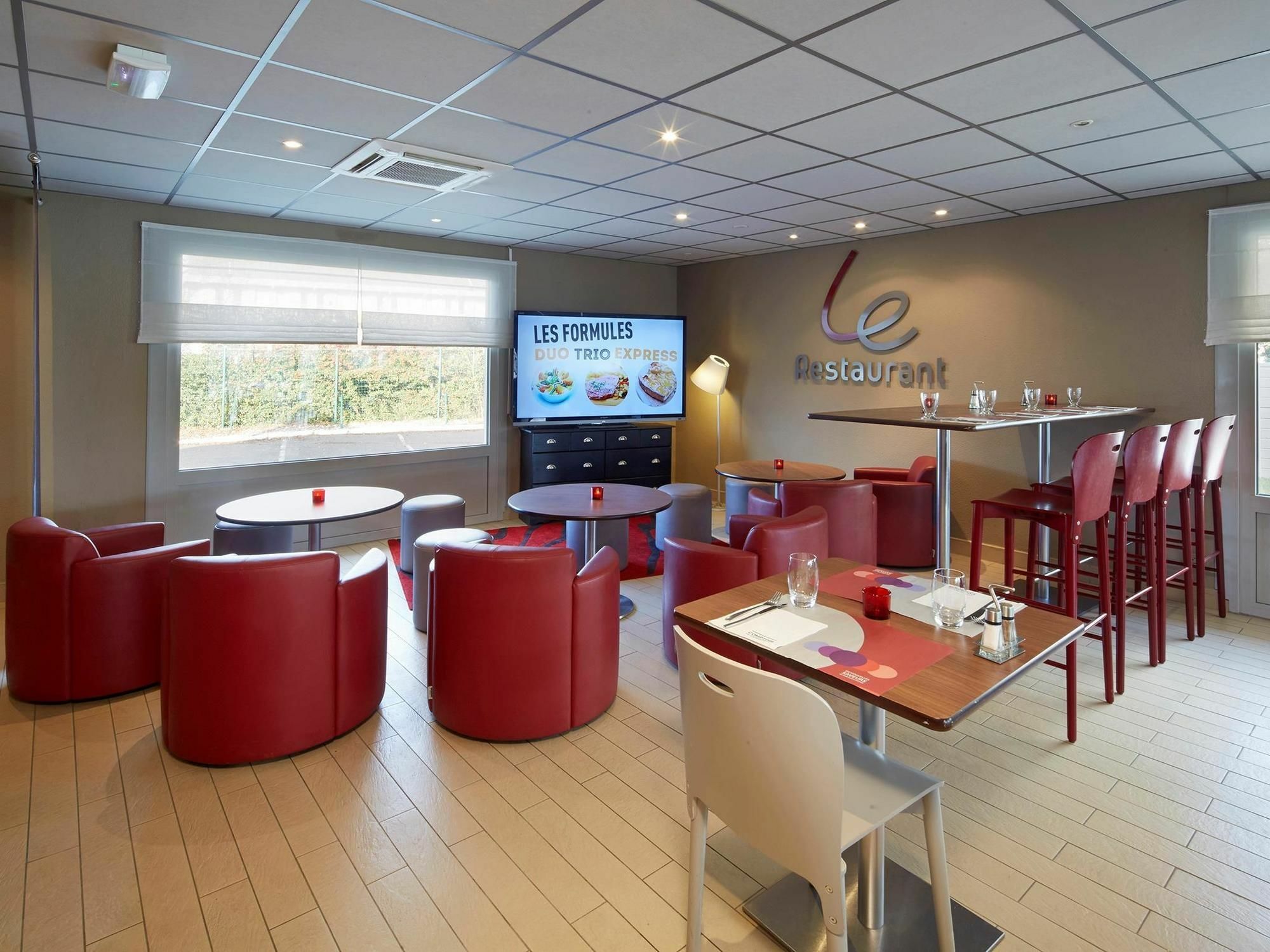 Campanile Tours Sud - Chambray-Les-Tours Hotell Eksteriør bilde